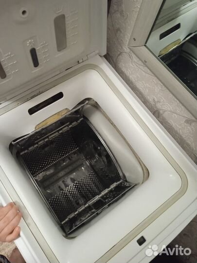 Стиральная машина с вертикальной загрузкой