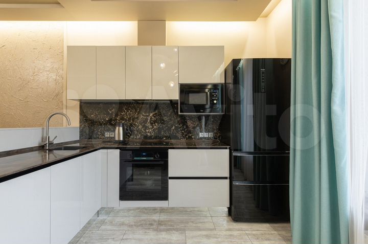 2-к. квартира, 69,1 м², 1/4 эт.