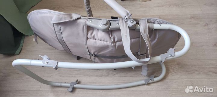 Шезлонг детский