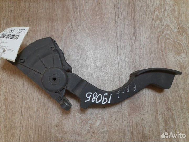 Педаль газа Ford Focus 2 2004-2011
