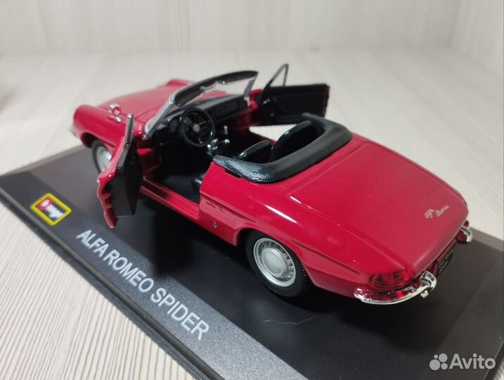 Bburago 1 32 Alfa Romeo Spider