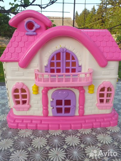 Кукольный домик