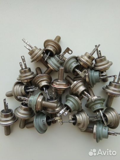 Тиристоры, транзисторы, микросхемы СССР