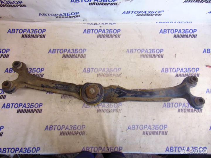 Балка передняя поперечная для Volkswagen Passat 1