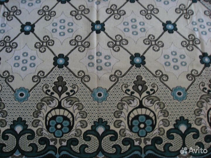 Покрывало 1,5 спальное б/у (шерсть)