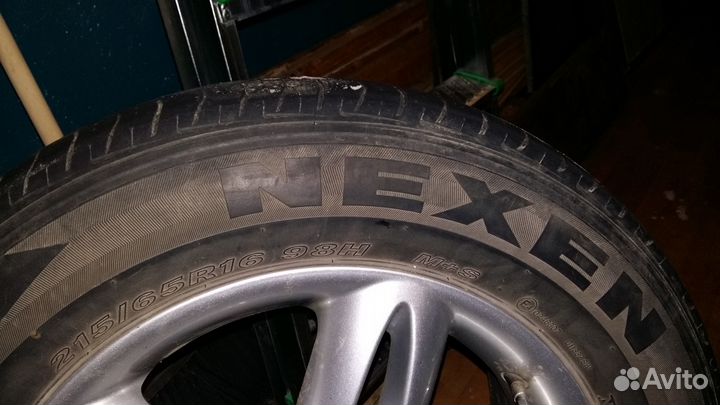 Nexen Classe Premiere 661 215/65 R16
