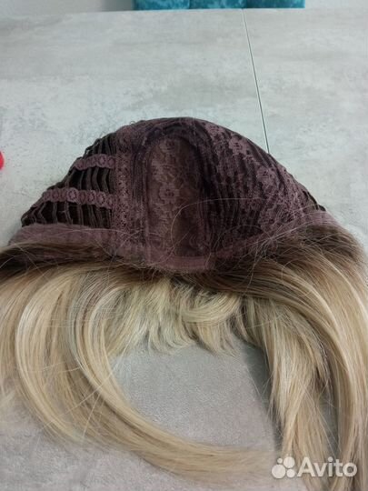 Парик женский