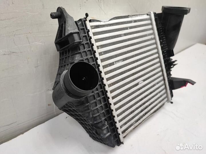 Интеркуллер audi Q8