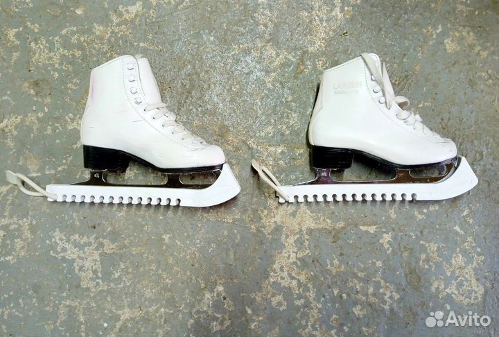 Коньки фигурные женские 33 размер