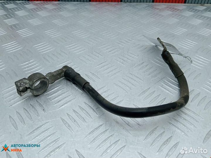 Клемма аккумулятора минус Skoda Rapid 2015