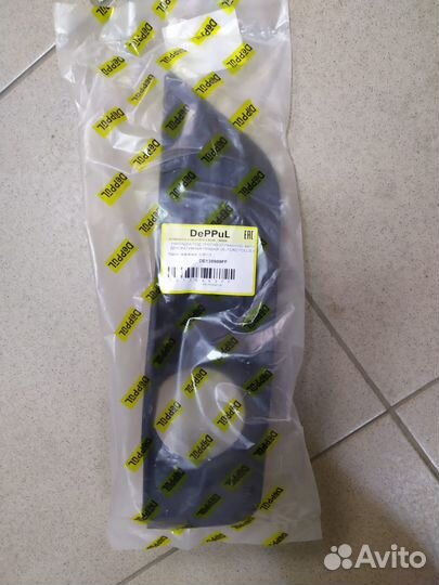 Накладка декоративная птф правая ford focus II