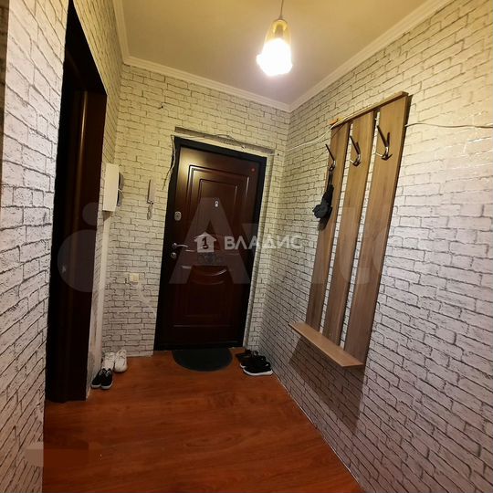 1-к. квартира, 37 м², 2/5 эт.