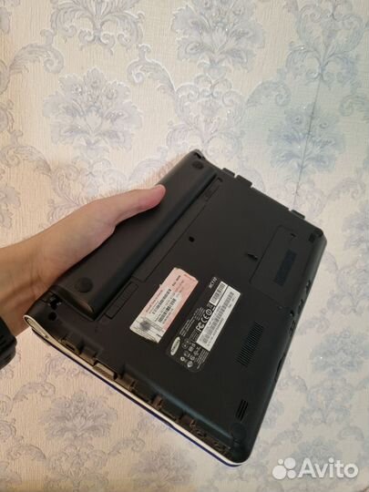 Нетбук Samsung NC110