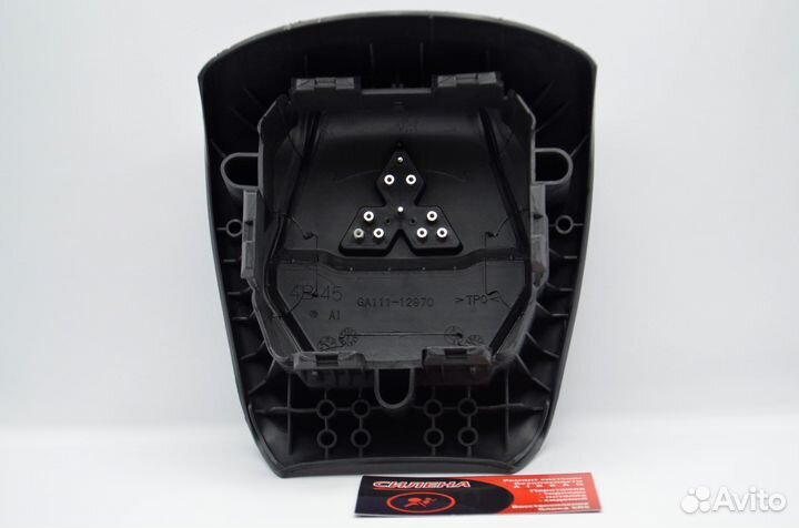 Рулевая накладка Mitsubishi L200 5 (2021)