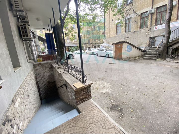 Аренда в центре, во дворе