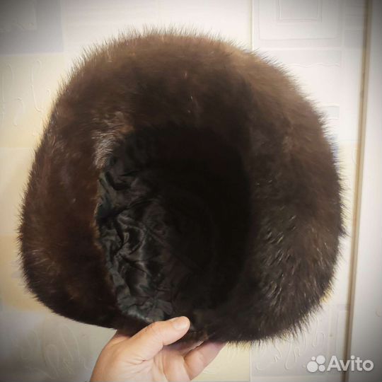 Шляпа женская меховая. 58 р