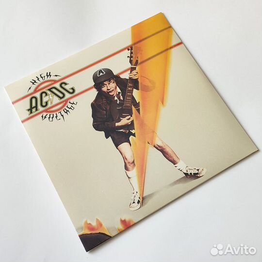 AC/DC - High Voltage