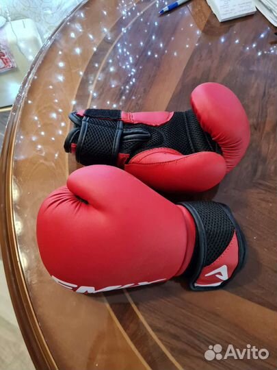 Боксерские перчатки детские 6 oz