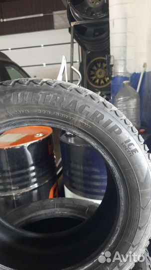 Goodyear Ultragrip Ice Arctic 225/55 R17