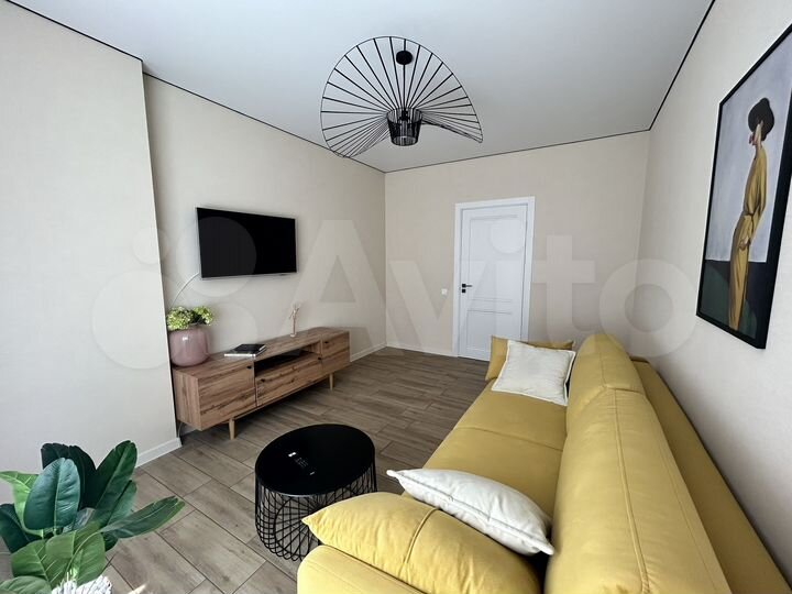 2-к. квартира, 55 м², 2/9 эт.