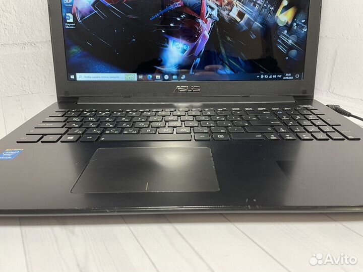 Быстрый ноутбук Asus intel/4gb/SSD