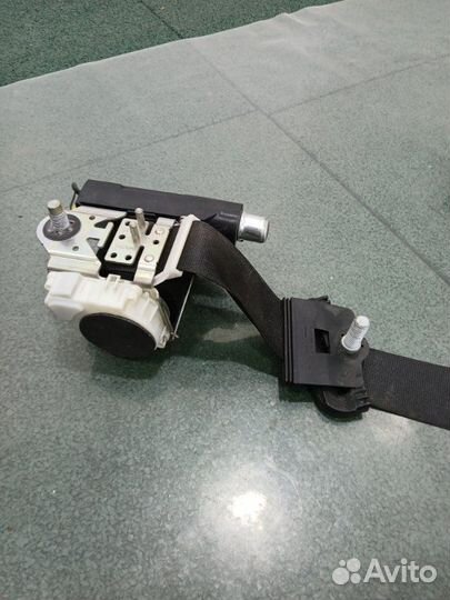 Ремень безопасности задний правый Mercedes-Benz