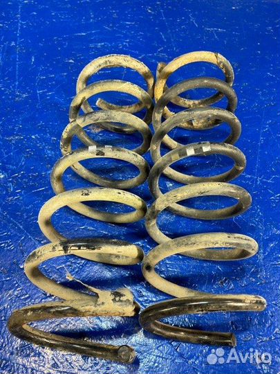 Комплект задних пружин Volvo S40 MS B4204S3