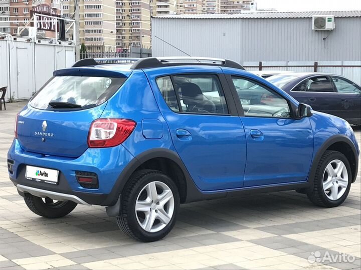 Renault Sandero Stepway 1.6 AT, 2017, 123 000 км