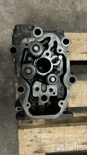 Головка двигатель scania