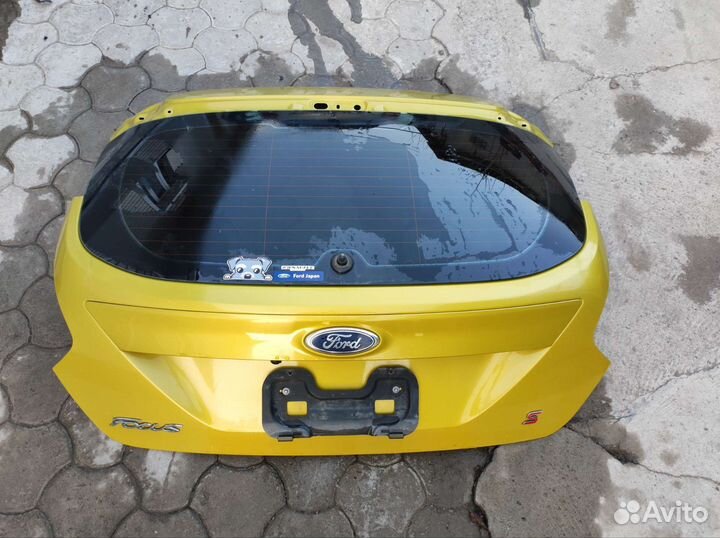 Крыкшка багажника ford focus 3