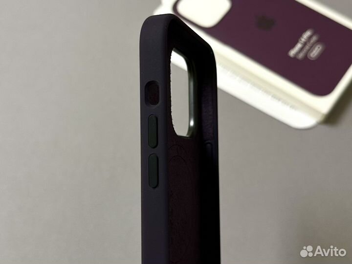 Чехол на iPhone 14 Pro Silicone Case Elderberry