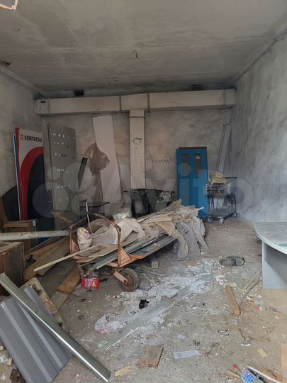 Гараж, > 30 м²