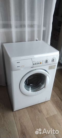 Стиральная машина на запчасти zanussi