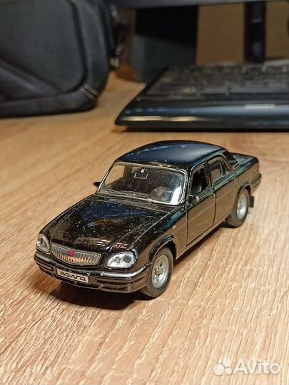 Модели автомобилей welly, kinsmart и д.р