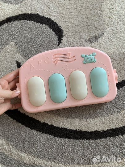 Развивающий коврик с пианино