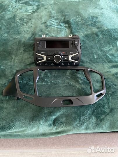 Магнитола LADA Vesta