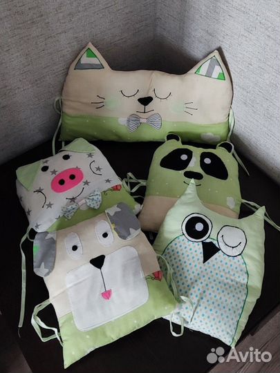 Бортики подушки в кроватку