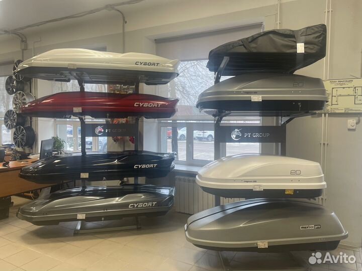 Автобокс ED 420 черный карбон на Audi Q3