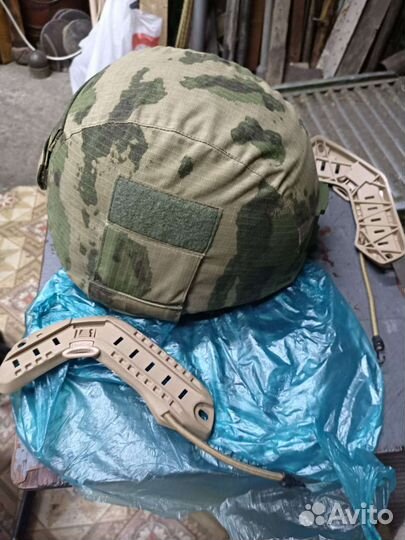 Шлем для верховой езды регулируемый