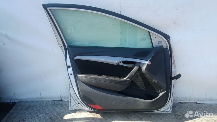 Дверь боковая 760033Z000 Hyundai-KIA i 40 (2015-2020)