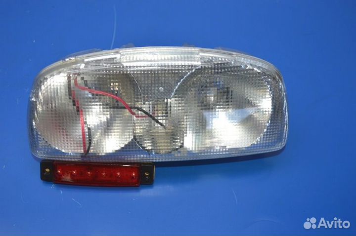 Салонный осветитель mercedes-benz Actros MP4 1842