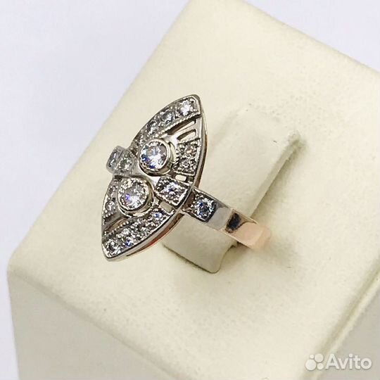 Золотое кольцо с бриллиантами