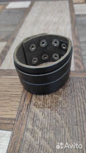 Браслет-напульсник из натуральной кожи