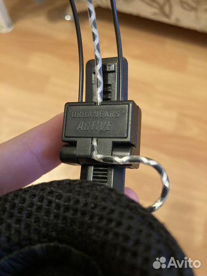 Беспроводные наушники Urbanears Hellas