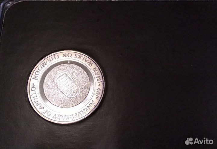 Настольная медаль 40 лет полета на луну