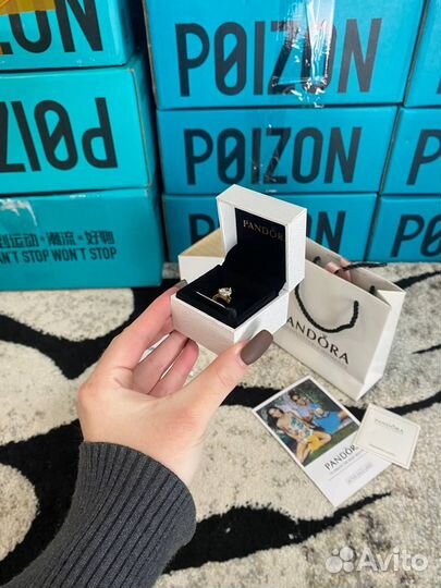 Кольцо пандора золотистое с сердцем оригинал