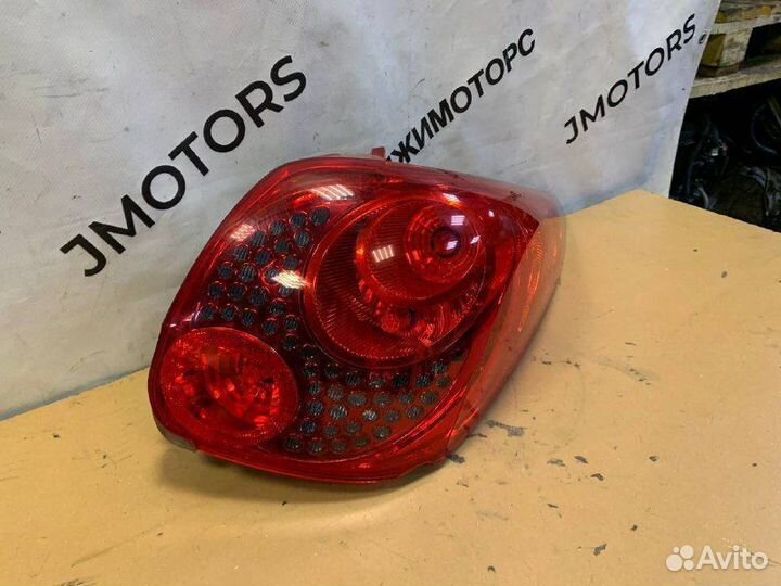 Фонарь задний правый Peugeot 207 универсал