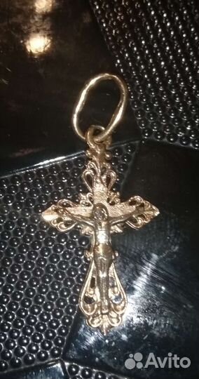 Золотой крестик