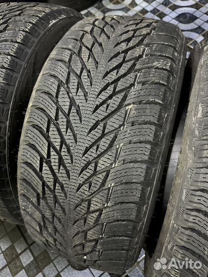 Nokian Tyres Hakkapeliitta R3 245/45 R19