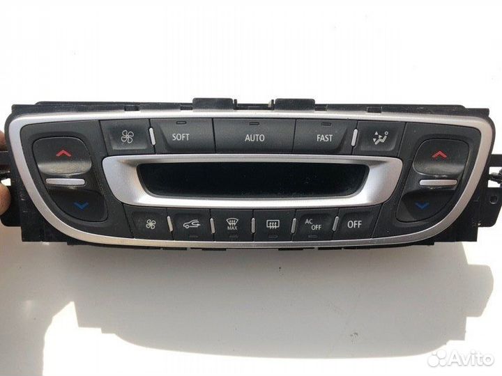 Блок управления климатической установкой Renault